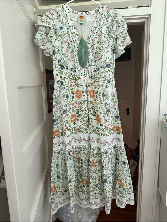 FARM Rio Dresses & Skirts - FARM Rio White Floral Tiered Maxi Dress
